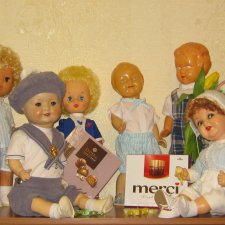 Винтажные кукломальчики поздравляют