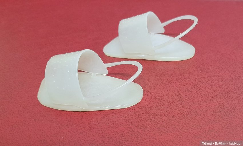 Найти имя хозяйки босоножек (фото 2)