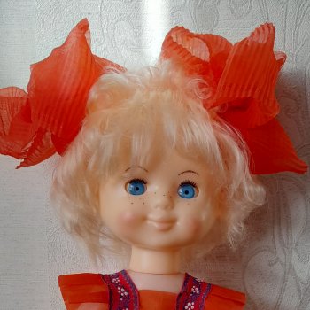 Девочка Лерочка