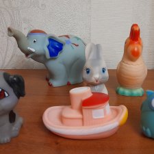 Резиновые игрушки Цена за все