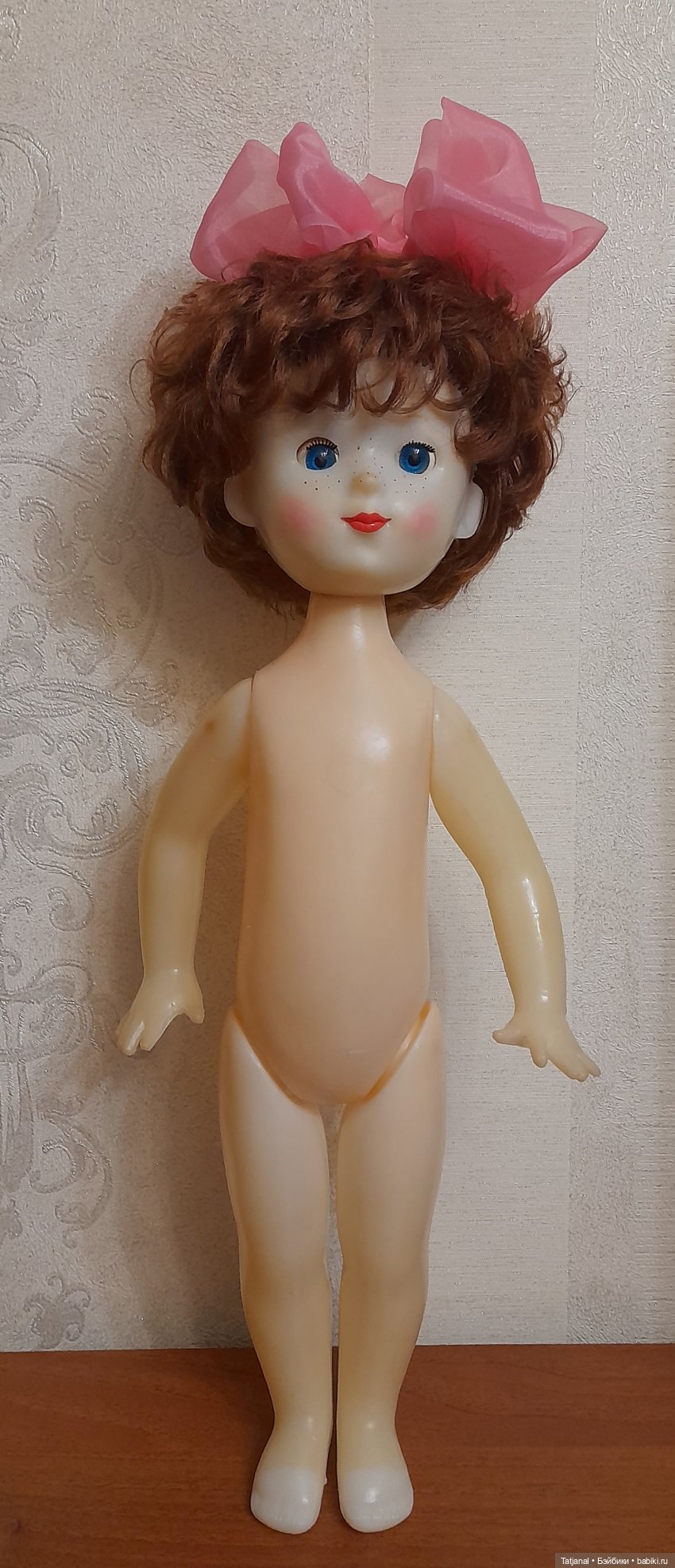 Кто со мною? Давайте сошьем теплое платье для куклы (фото 2)