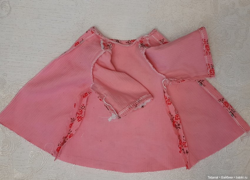 Кто со мною? Теплое платье для куклы. Я в процессе