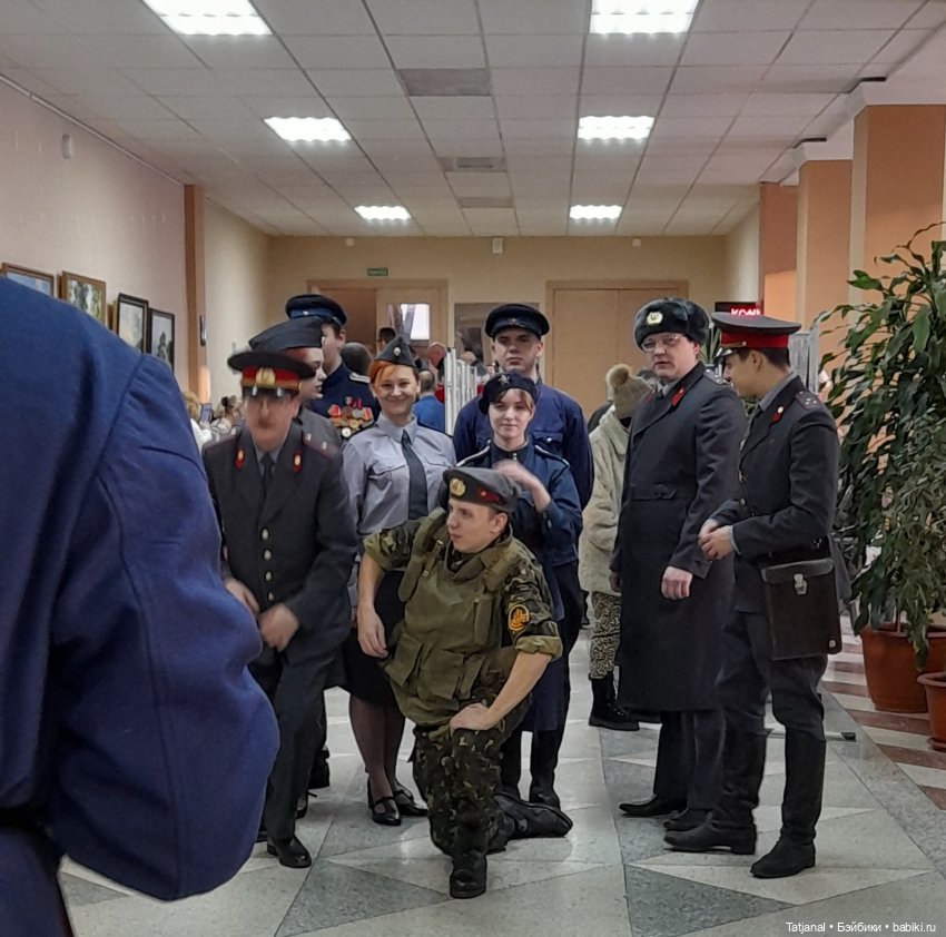 IV городской фестиваль коллекционирования. Часть про нумизматов, самовары, фотоаппараты и т.д