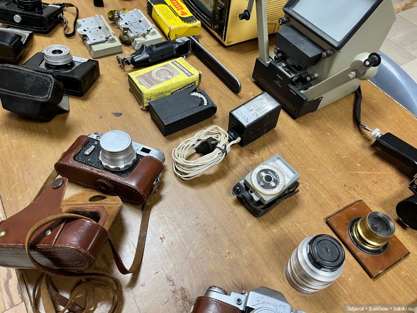 IV городской фестиваль коллекционирования. Часть про нумизматов, самовары, фотоаппараты и т.д