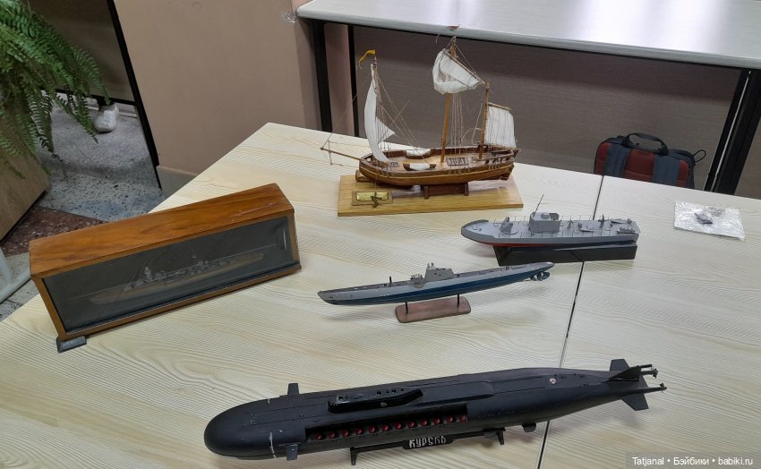 IV городской фестиваль коллекционирования. Часть про нумизматов, самовары, фотоаппараты и т.д