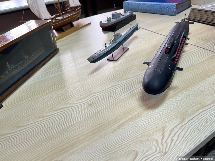 IV городской фестиваль коллекционирования. Часть про нумизматов, самовары, фотоаппараты и т.д