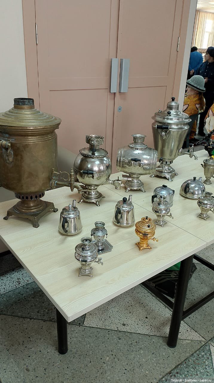 IV городской фестиваль коллекционирования. Часть про нумизматов, самовары, фотоаппараты и т.д