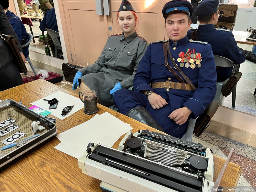 IV городской фестиваль коллекционирования. Часть про нумизматов, самовары, фотоаппараты и т.д (фото 2)