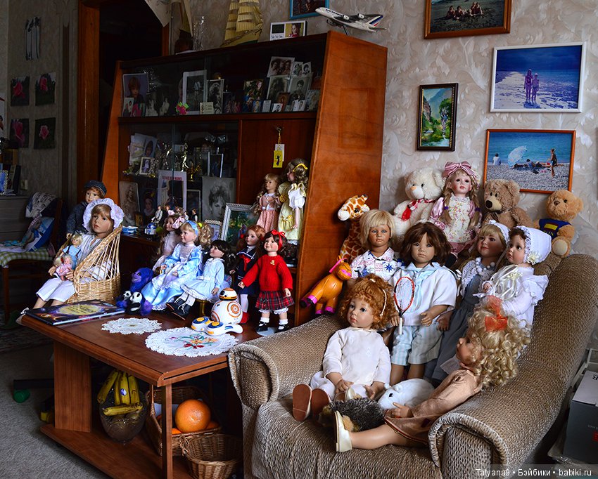 В тесноте, да не в обиде. Как куклы живут в нашей квартире (фото 10)