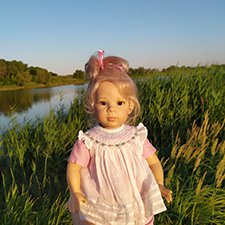 Кира на природе