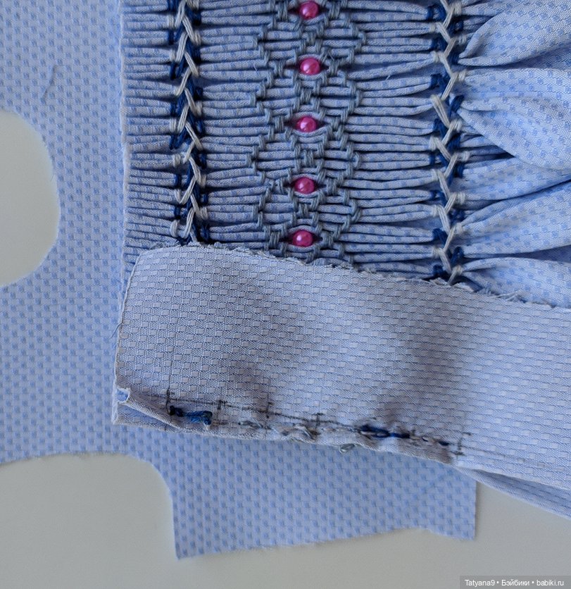 Платье с вышивкой в технике Smoking. Мастер-класс