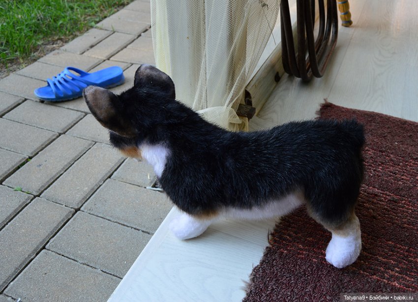 Малыш Корги — Игрушки в смешанной технике (мех и глина): Арт