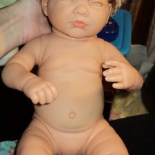 Восстановление глазок испанским пупсам