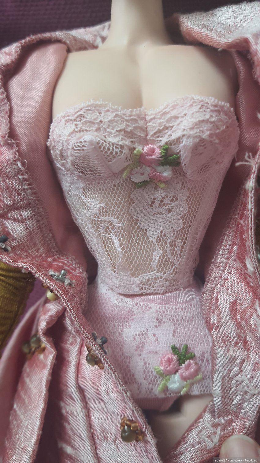 DAE Originals Vivian the Miniquin Grand Marnier - фото обзор (фото 9)