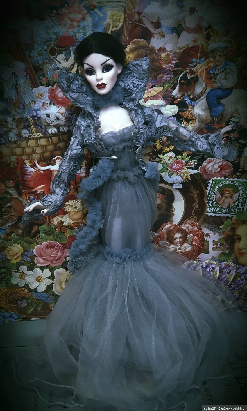 Парнилла и Эванджелин Гэстли - такие разные кузины (фото 6)