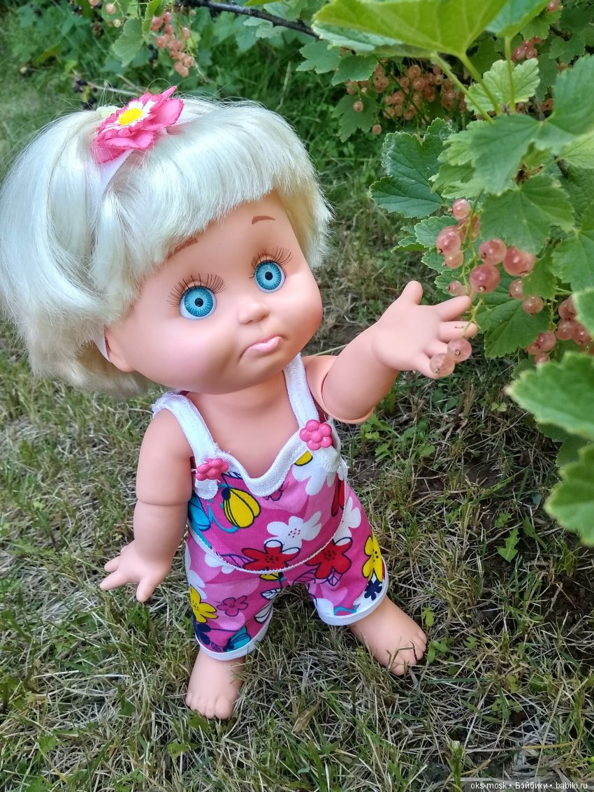 Сара и Шерри на даче — Куклы Galoob Baby Face (Фейсинки): винтаж 90