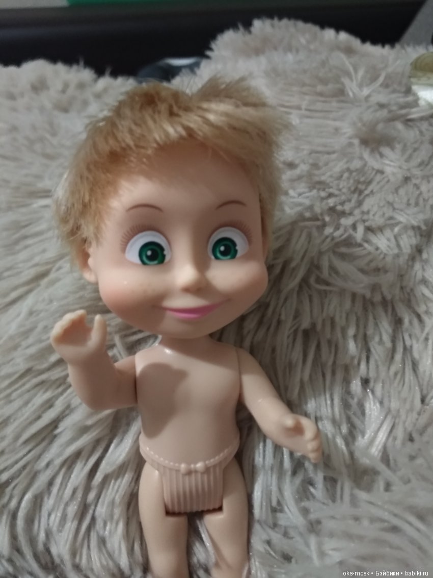 Гришка просит помощи — Куклы Маша и Медведь (Simba): Маша в кармашке