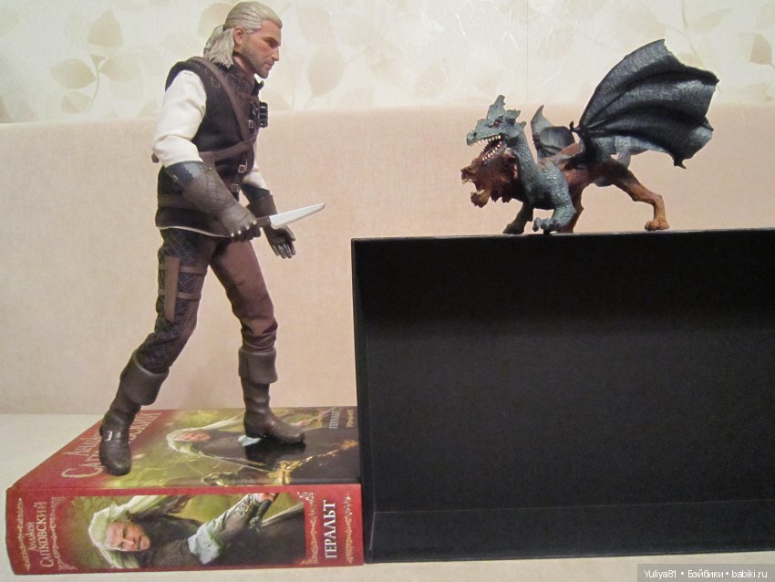 Фигурка ведьмака Геральта — MTToys The White Wolf 1/6 Geralt (фото 10)