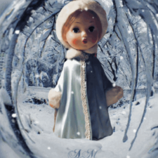 Немного кукол или зачем нужны три года?