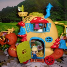 Диснеевский домик-улитка