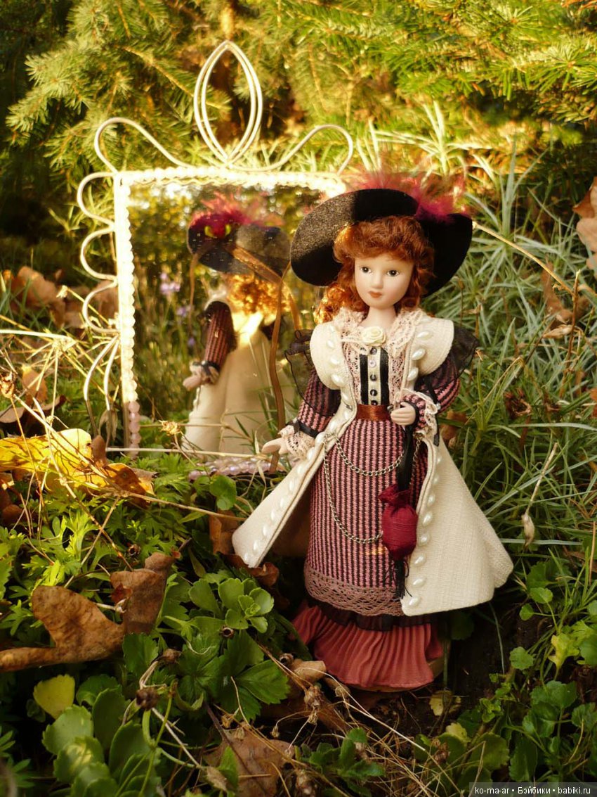 Купить куклы эпох. Куклы ДЕАГОСТИНИ. Куклы от ДЕАГОСТИНИ. Дамы эпохи куклы. Кукла дама.