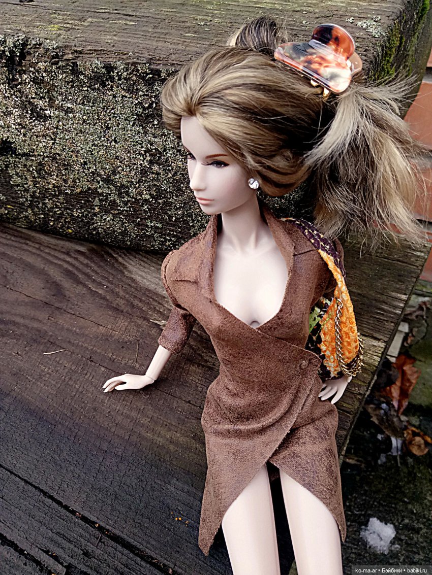 Zoe Benson или Зоя Николаевна Бессонова