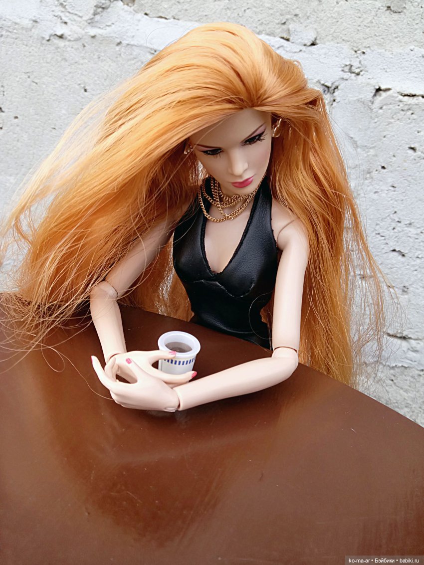 Zara Wade или унылая вечеринка в одиночестве