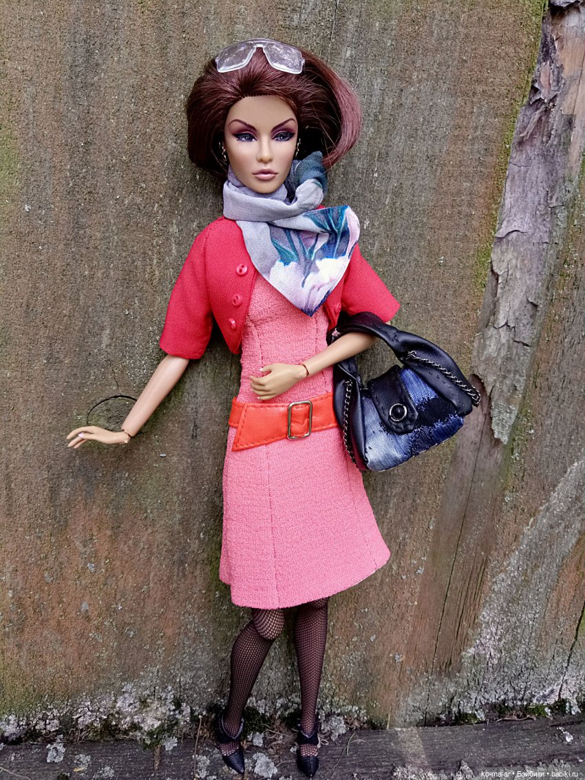 Райна Ахмади (Rayna Ahmadi)