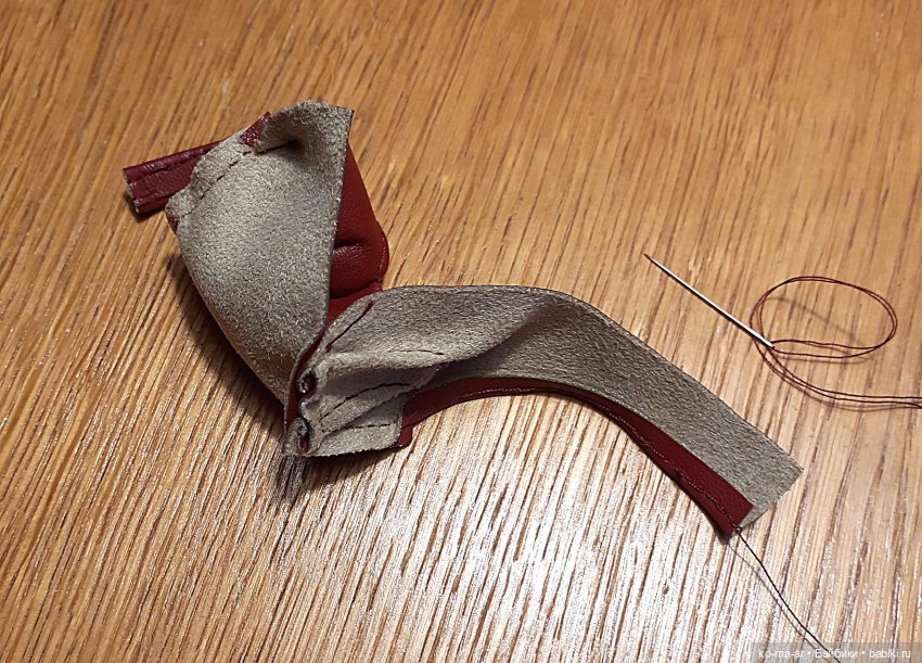 Стильное кожаное платье и сумочка в тон. Мастер-класс. Миссис Бэйбики - 2020