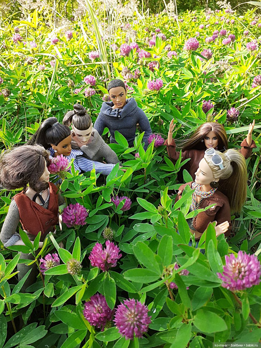 Большая прогулка маленьких человечков