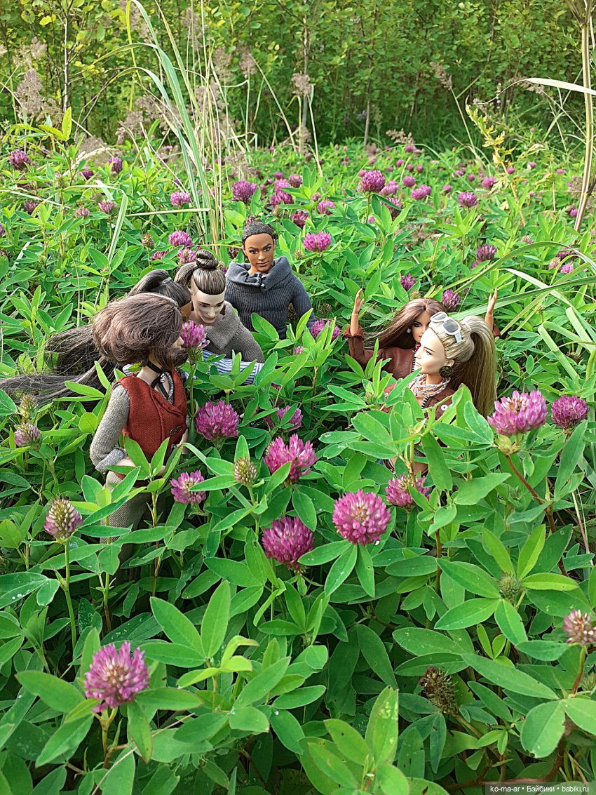 Большая прогулка маленьких человечков