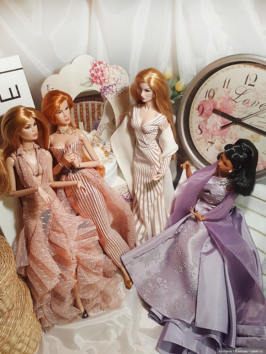 Как девушки собирались на бал