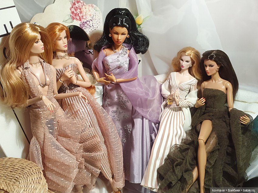 Как девушки собирались на бал