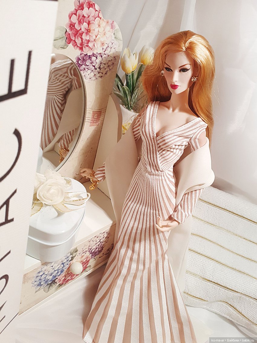 Как девушки собирались на бал