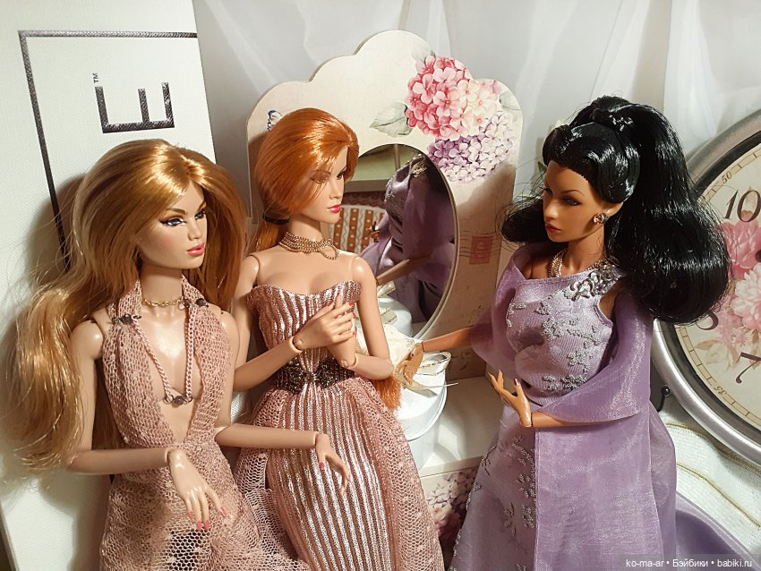 Как девушки собирались на бал