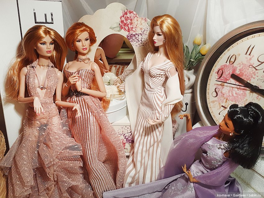 Как девушки собирались на бал