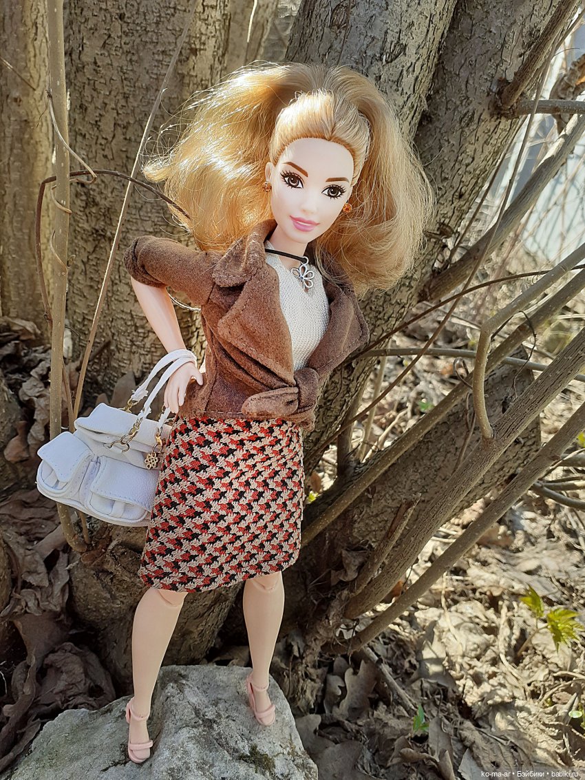 Пышный гардероб — Одежда и обувь для кукол своими руками: фото