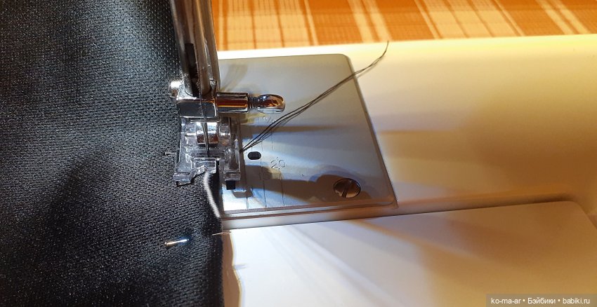 Почему петляет нижняя нитка в швейной машинке
