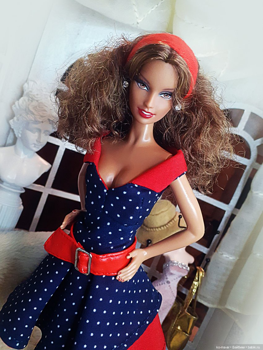 Barbie Laser-Leatherette Dress и все мои Анны-Лары