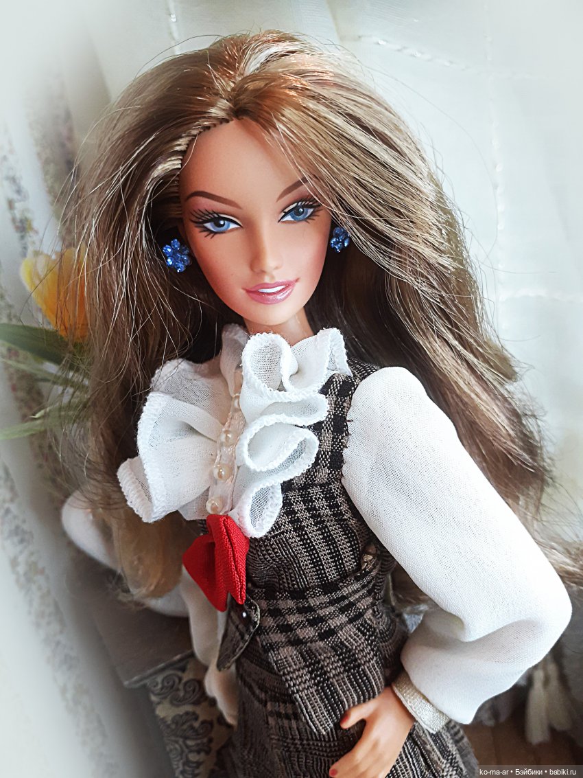 Barbie Laser-Leatherette Dress и все мои Анны-Лары