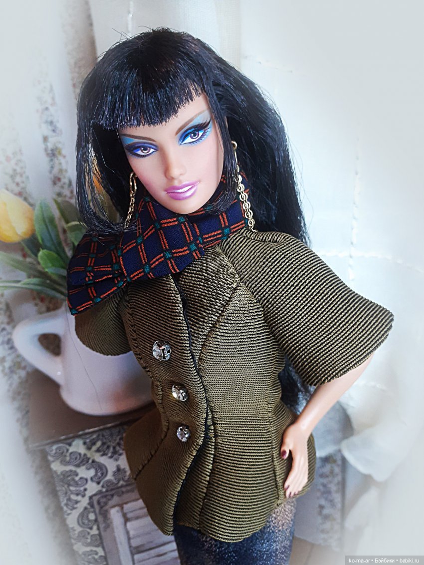 Barbie Laser-Leatherette Dress и все мои Анны-Лары