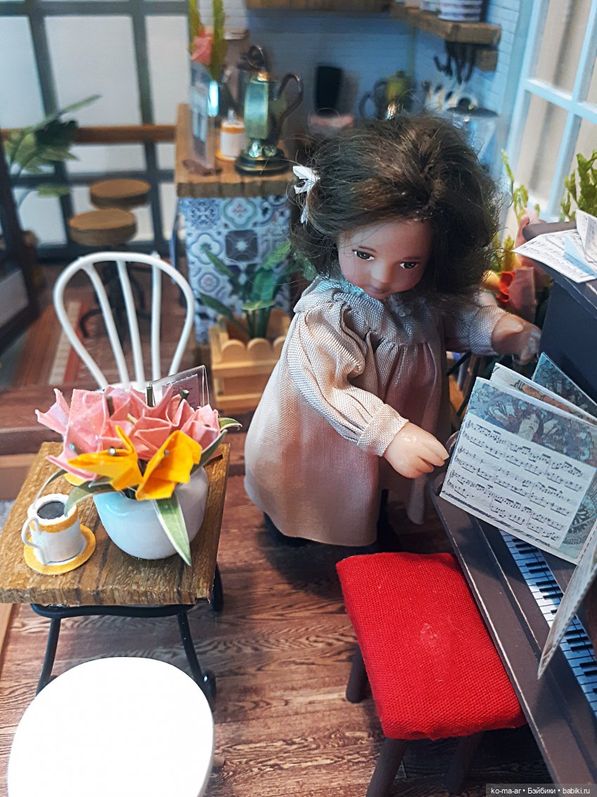 Маша открывает кафе — Домашние фото авторских кукол: личные коллекции