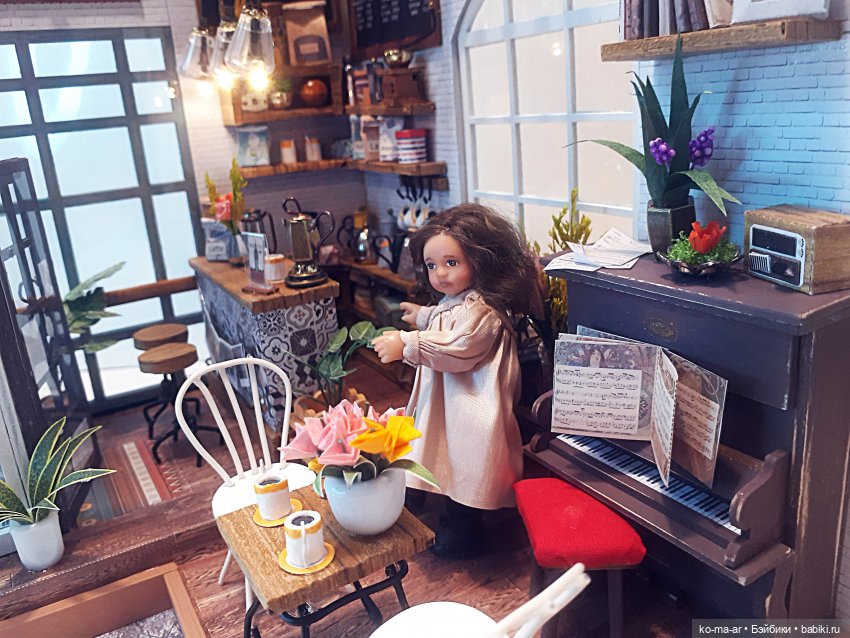 Маша открывает кафе — Домашние фото авторских кукол: личные коллекции