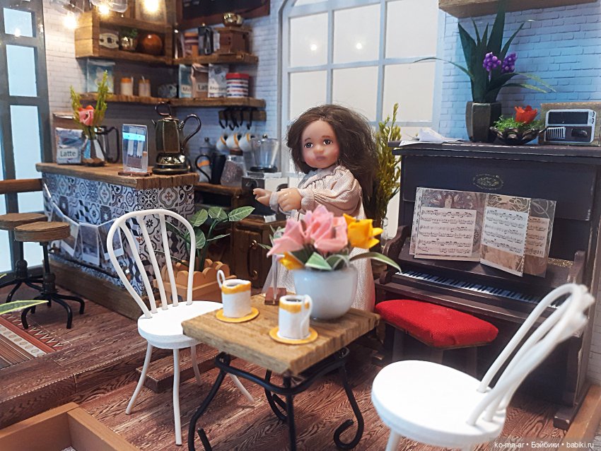 Маша открывает кафе — Домашние фото авторских кукол: личные коллекции