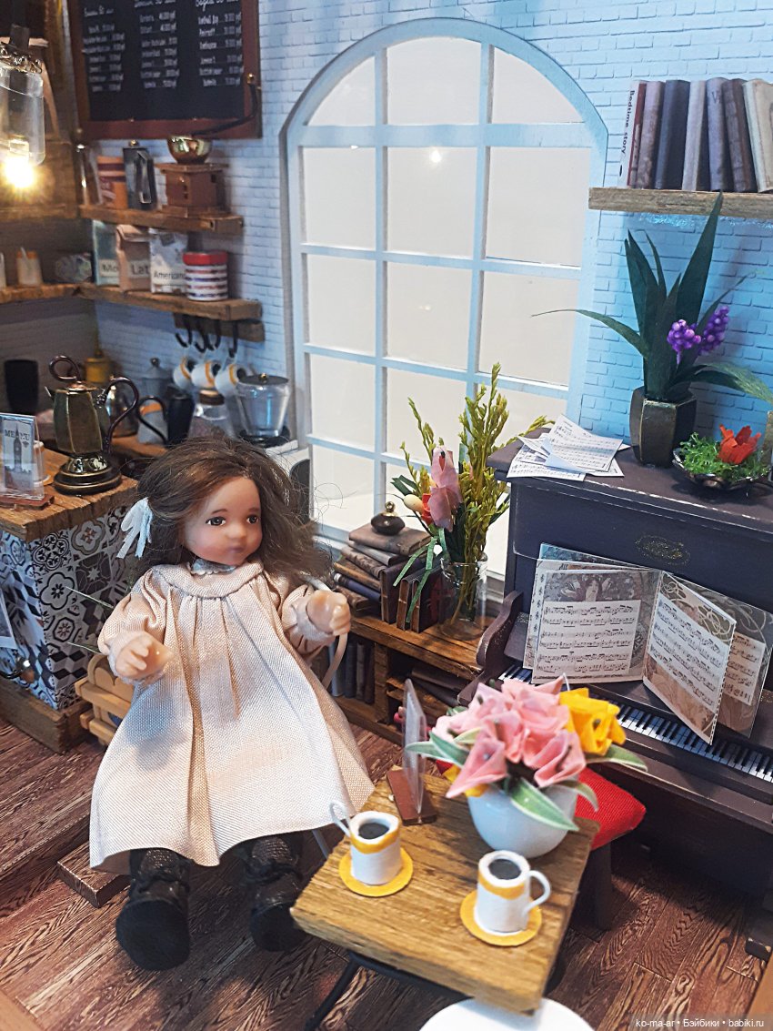 Маша открывает кафе — Домашние фото авторских кукол: личные коллекции