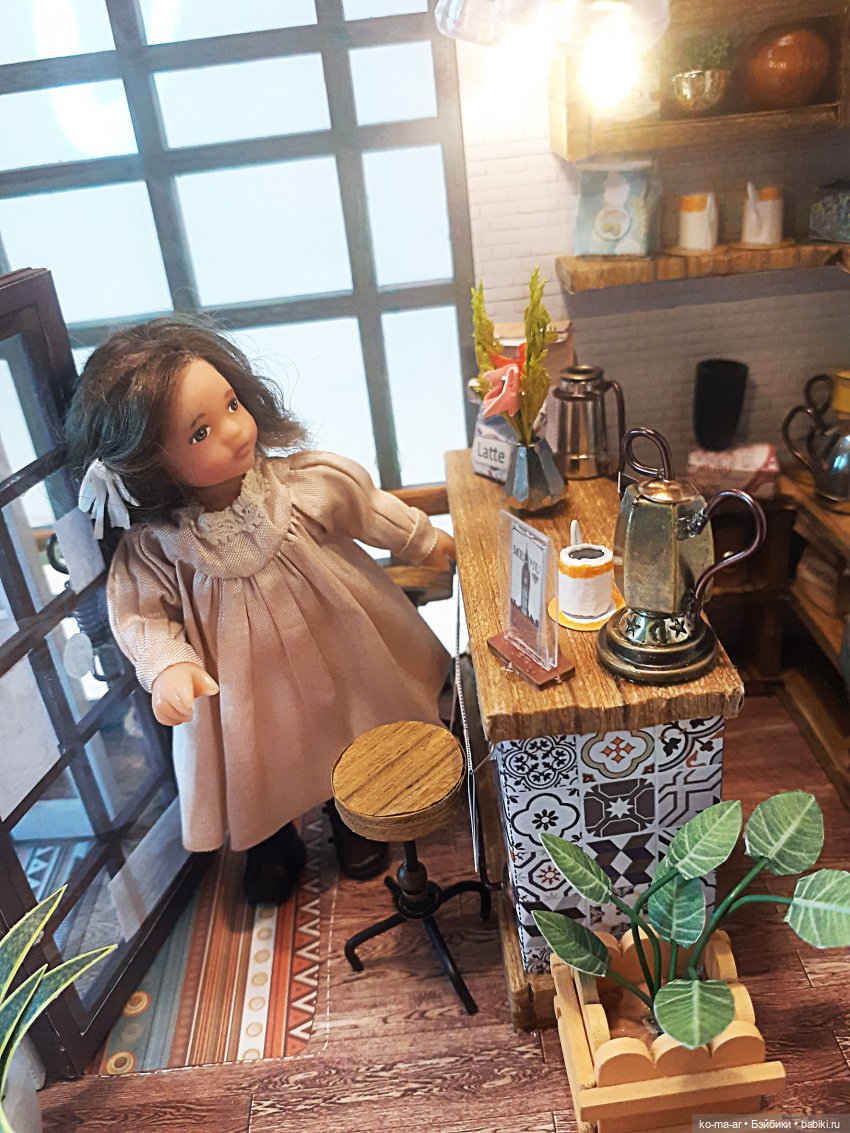 Маша открывает кафе — Домашние фото авторских кукол: личные коллекции (фото 4)