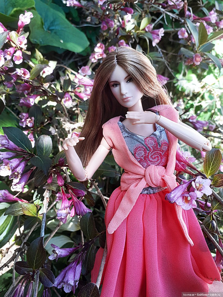 Дениза продолжает марафон весеннего цветения (фото 2)