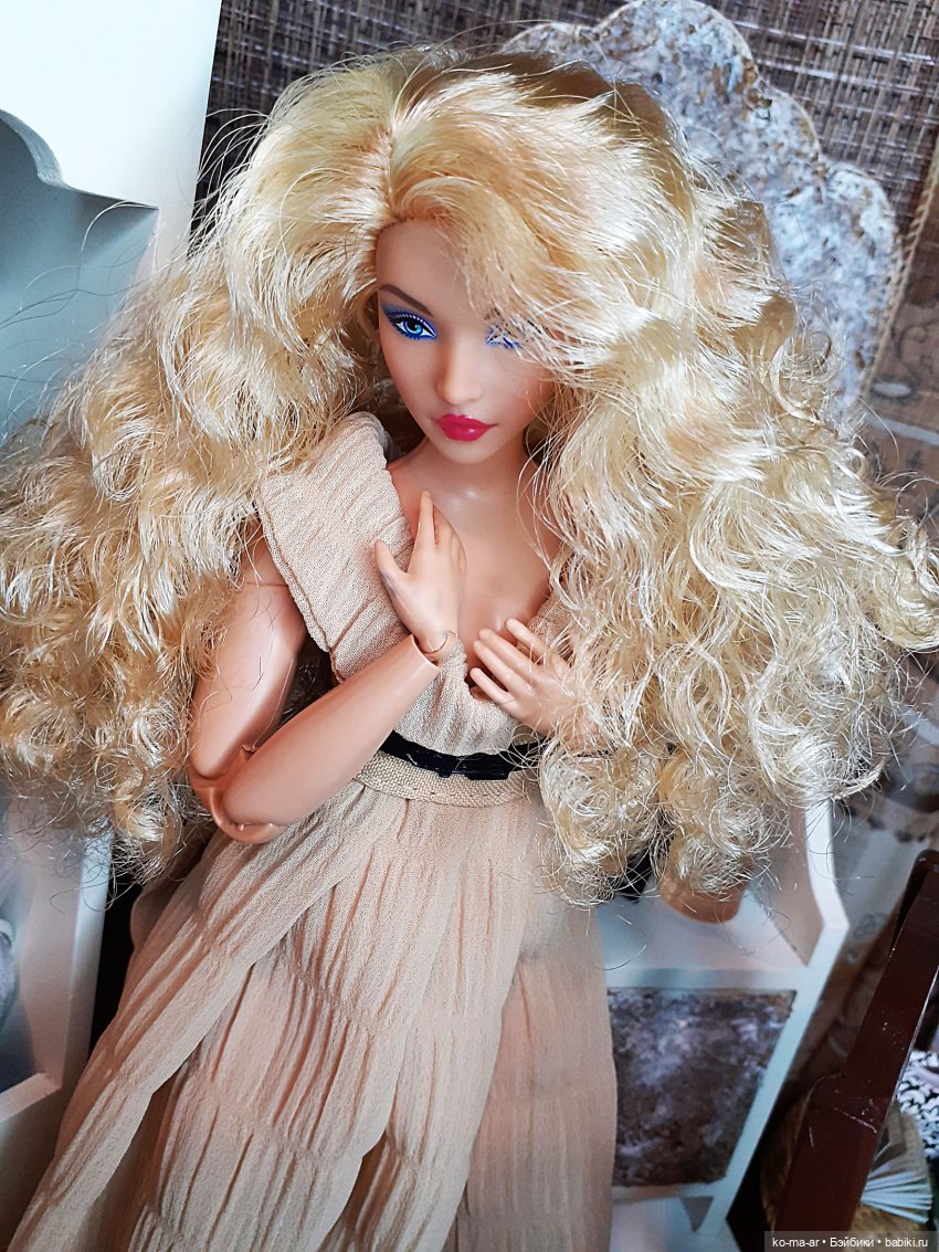 Мебель / Сумочки / Девушки / Посиделки