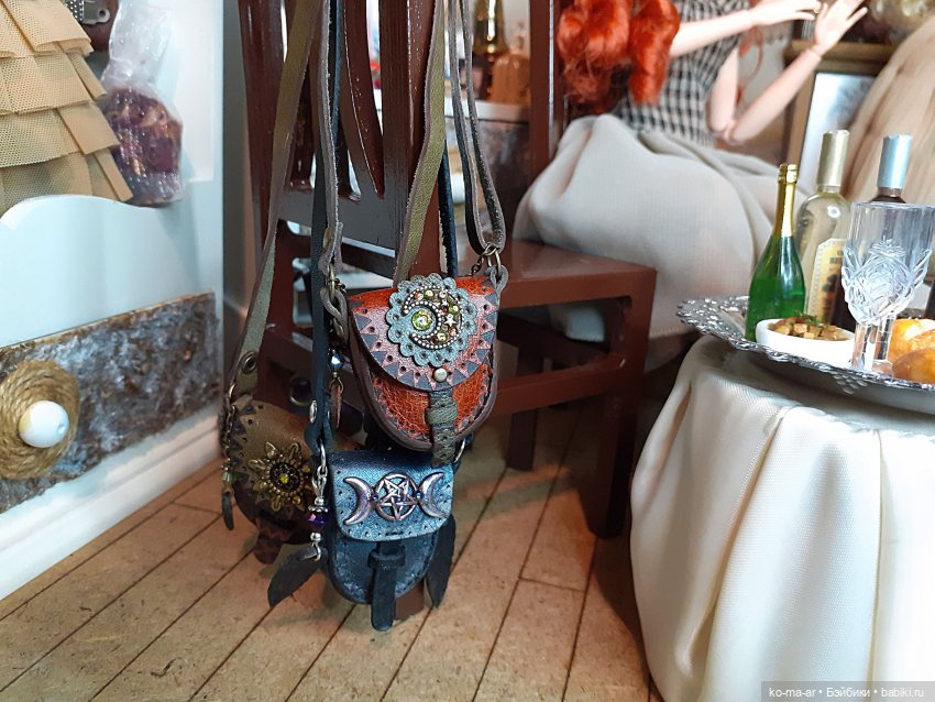 Мебель / Сумочки / Девушки / Посиделки