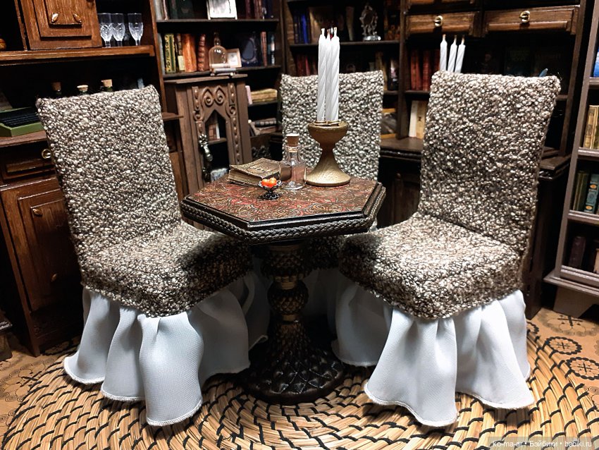 Уголок маленького книголюба